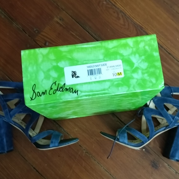Sam Edelman Yardley Sandals - Picture 8 of 8